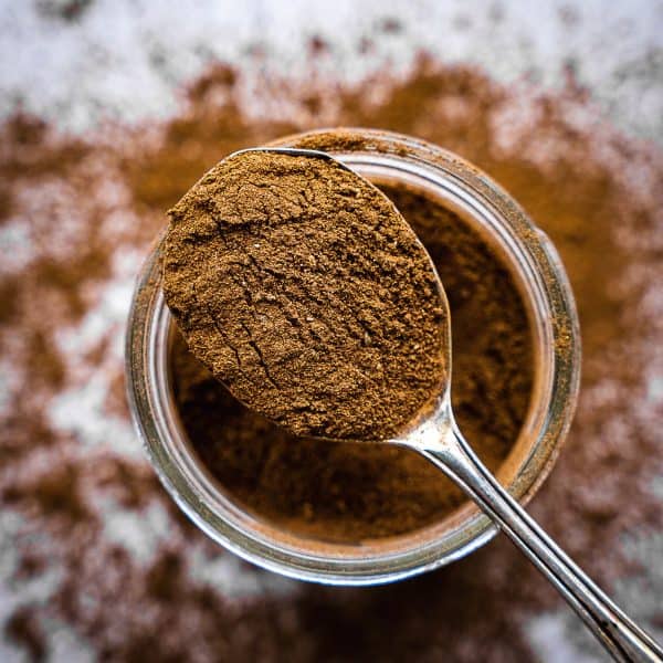 Levantine seven spice blend in a spoon.